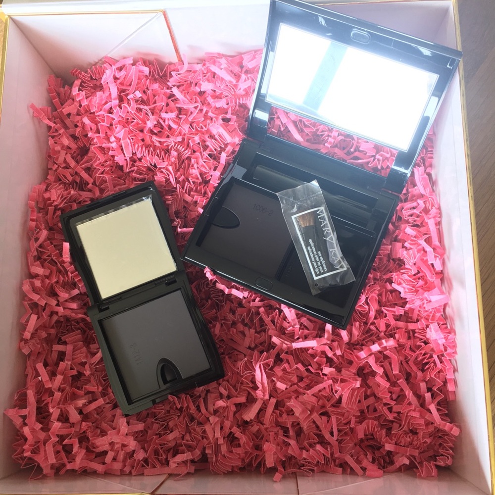 Mary Kay Compact & Compact Mini (unfilled)